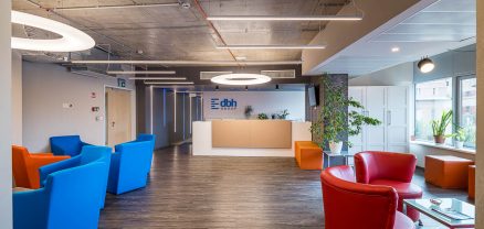  How Serviced Offices Redefine the Workplace Experience 