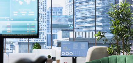  The Growing Power of AI Assistants in Office Administration 